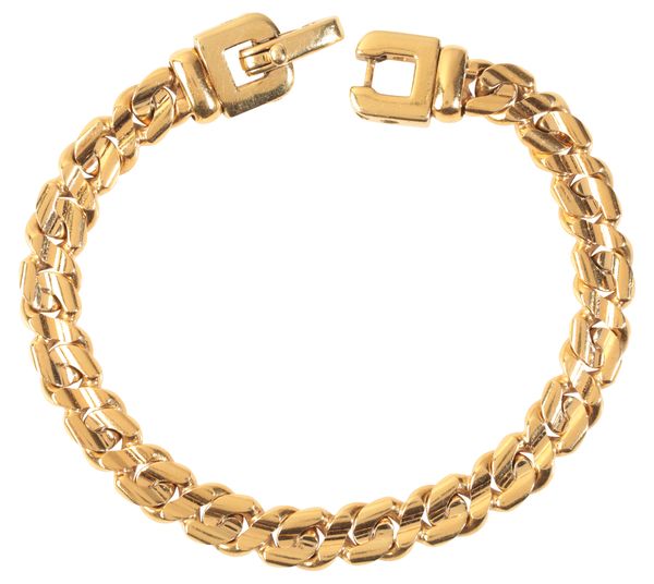 AN 18CT GOLD BRACELET