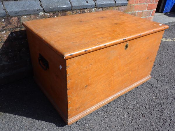 A VICTORIAN STRIPPED PINE BLANKET BOX