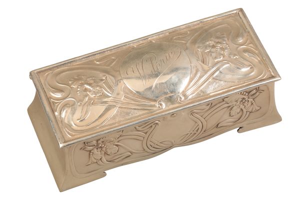 AN ART NOUVEAU SILVER JEWELLERY BOX