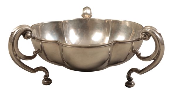 AN EDWARD VII SILVER BOWL