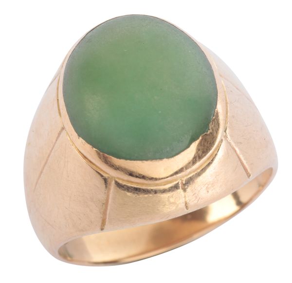 A TURQUOISE SIGNET RING