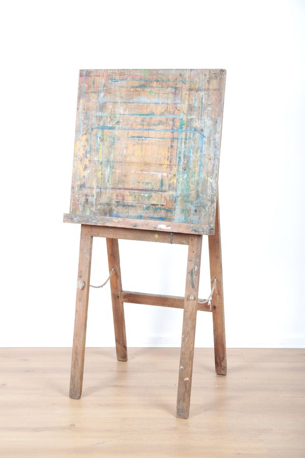 AN ARTIST'S EASEL