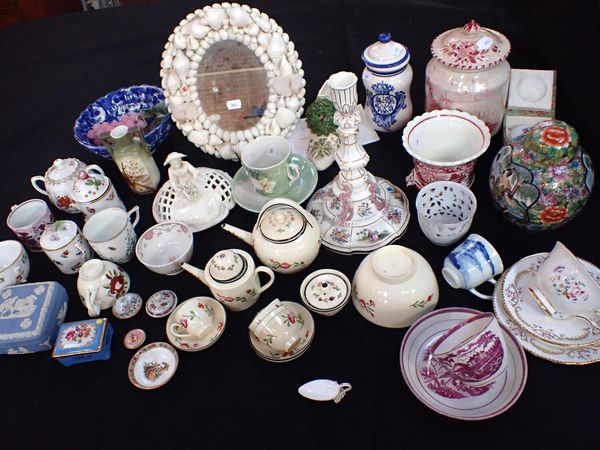 A QUANTITY OF  MIXED CERAMICS