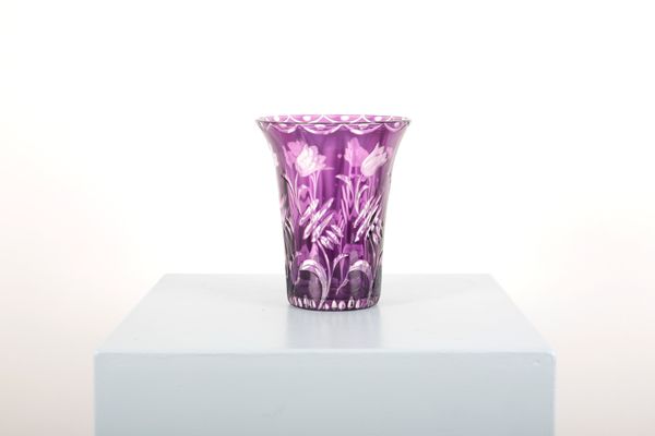 AN AMETHYST CUT GLASS AND ENGRAVED FLARED VASE