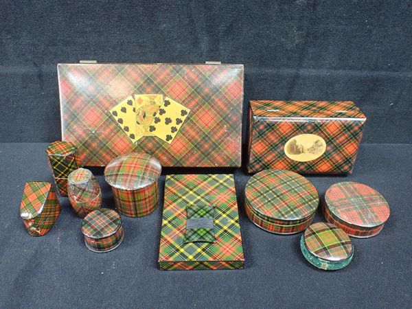 A COLLECTION OF TARTAN WARE ITEMS