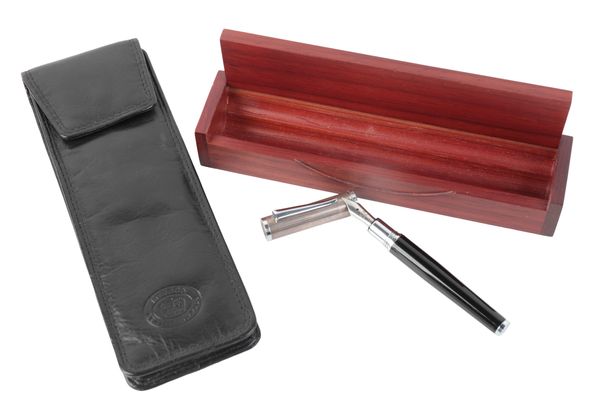 A LALEX ITALY FOUNTAIN PEN