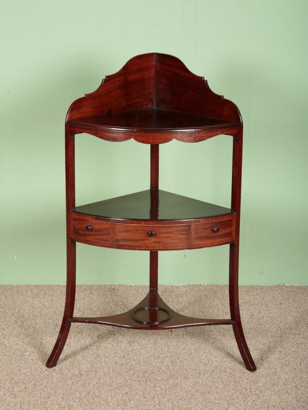 A MAHOGANY CORNER WASHSTAND