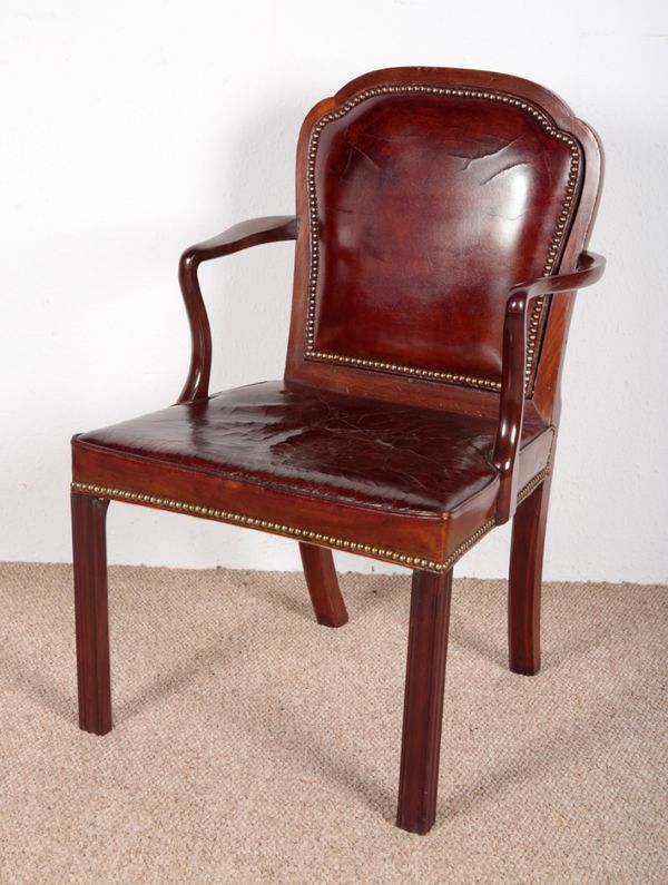 A GEORGIAN MAHOGANY ARMCHAIR