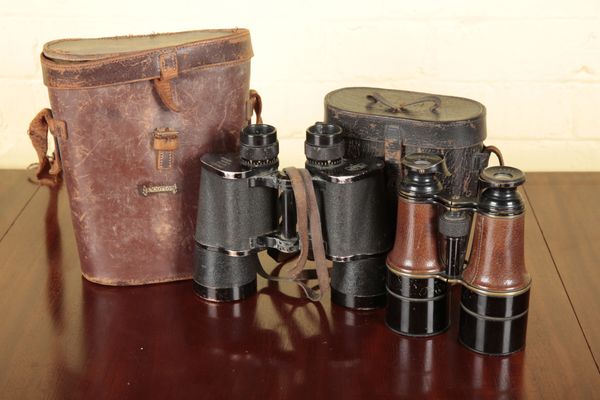 A PAIR OF CARL ZEISS JENA BINOCULARS