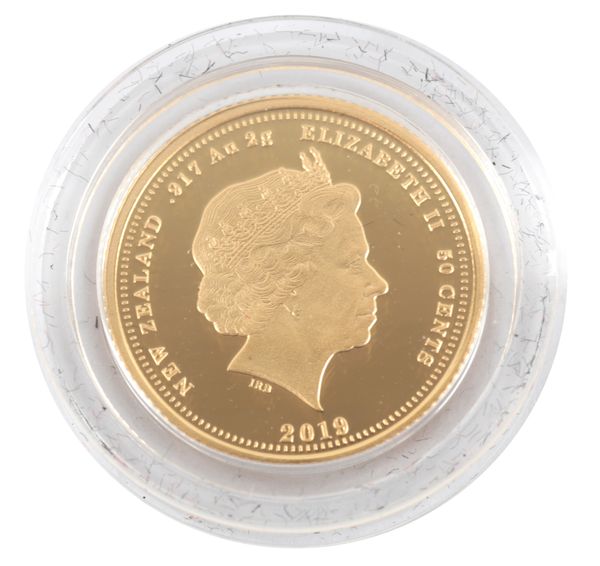 HATTONS OF LONDON: THE 2019 NEW ZEALAND'S FIRST EVER GOLD QUARTER-SOVEREIGN COIN