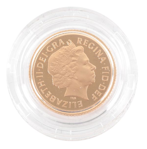 THE ROYAL MINT: A 2011 GOLD PROOF SOVEREIGN THREE COIN SET