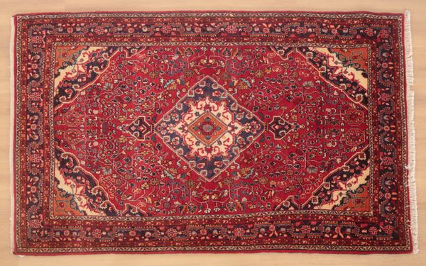 A NORTH WEST PERSIAN SAROUK RUG