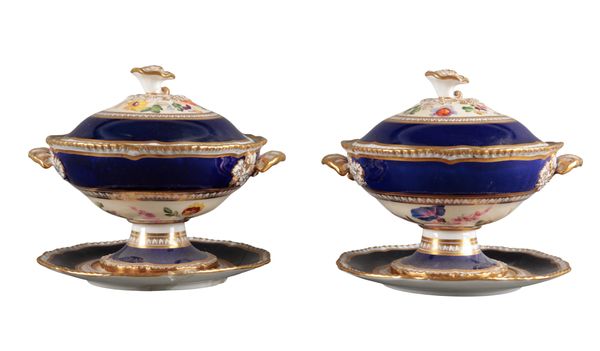 A PAIR OF H & R DANIEL SECOND GADROON SHAPE CREAM BOWLS AND STANDS