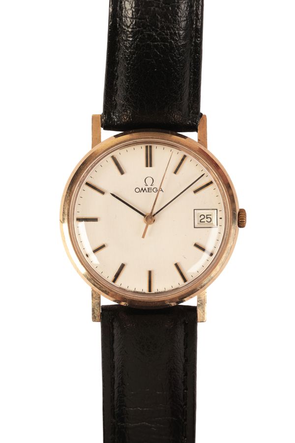 OMEGA: A GENTLEMAN'S 9CT GOLD WRISTWATCH