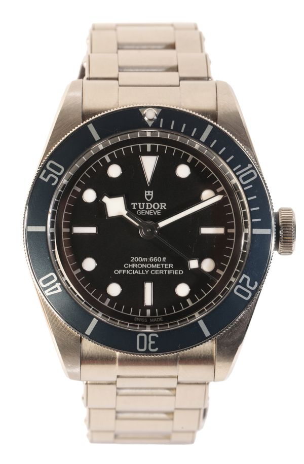 TUDOR BLACK BAY: A GENTLEMAN’S STAINLESS STEEL BRACELET WATCH