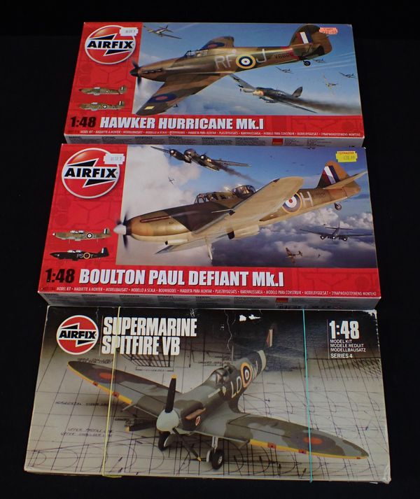 1986 AIRFIX KIT No.04100 SUPERMARINE SPITFIRE VB