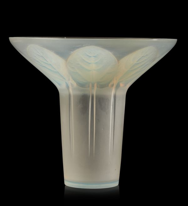 LALIQUE: A 'VIOLETTES' VASE