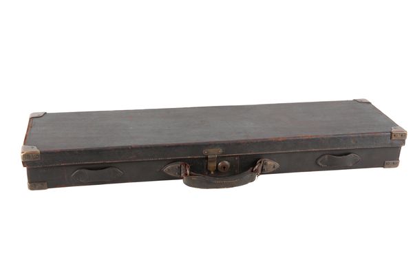 A SINGLE LEATHER GUN CASE