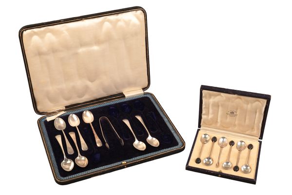 A SET OF GEORGE V SILVER ‘COFFEE BEAN’ SPOONS