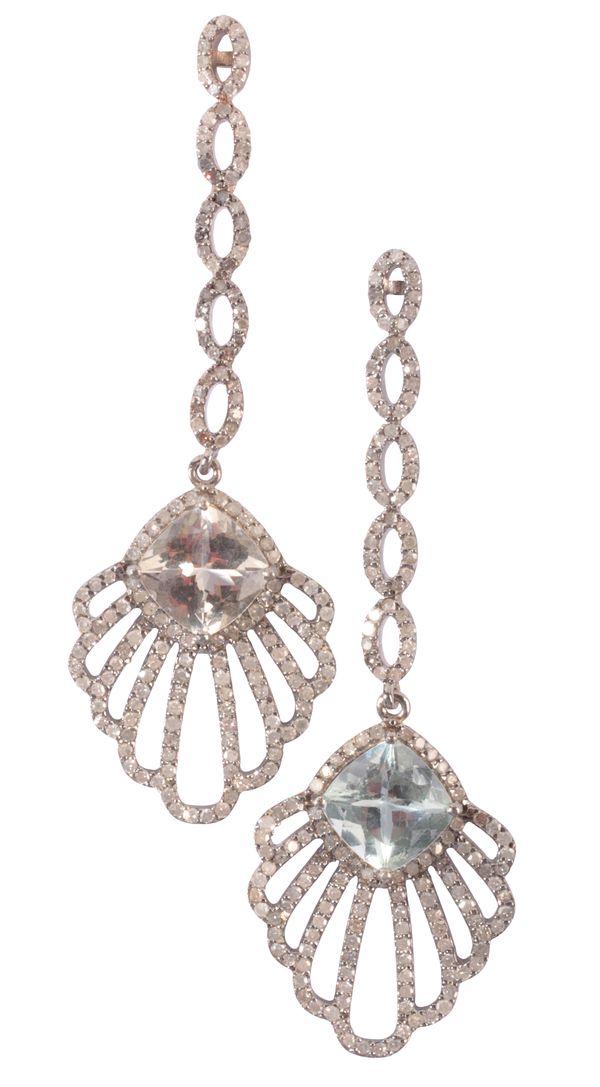 A PAIR OF ART DECO STYLE AQUAMARINE AND DIAMOND DROP EARRINGS