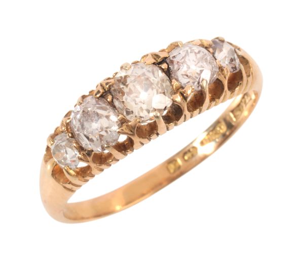 AN ANTIQUE VICTORIAN DIAMOND FIVE STONE RING