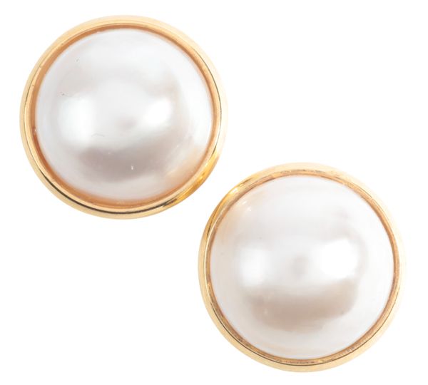A PAIR OF MABÉ PEARL STUD EARRINGS
