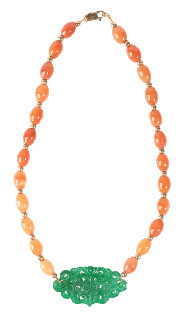 WILL COLLECT - A JADE NECKLACE