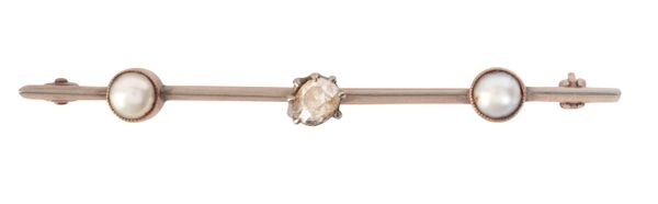 A PEARL AND DIAMOND BAR BROOCH