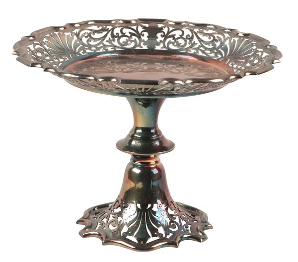 AN EDWARD VII SILVER CAKESTAND