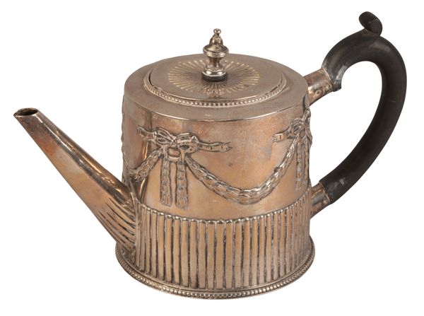 A GEORGE III SILVER CYLINDRICAL TEAPOT