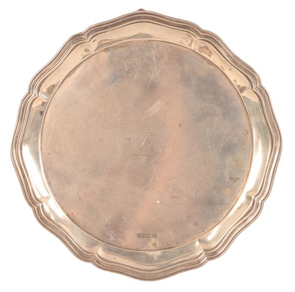 AN EDWARD VII SILVER CIRCULAR WAITER