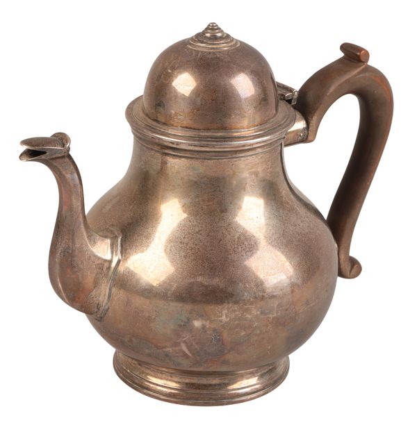 A GEORGE V SILVER TEAPOT