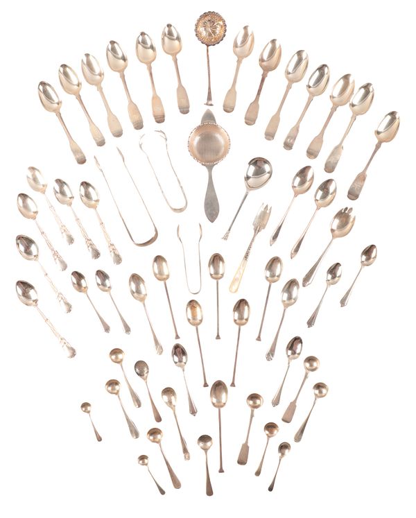 FIVE WILLIAM IV SILVER FIDDLE PATTERN TEASPOONS
