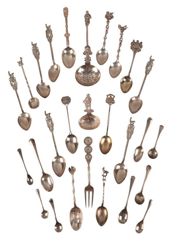 A VICTORIAN SILVER STRAINER SPOON