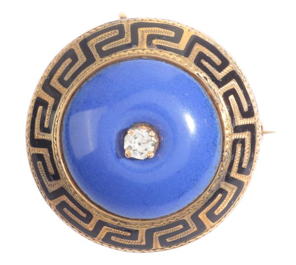 A DIAMOND MOURNING BROOCH / PENDANT