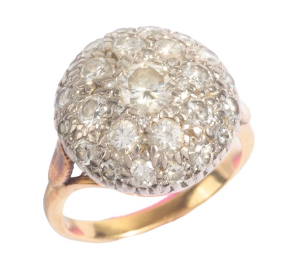 A DIAMOND CLUSTER RING