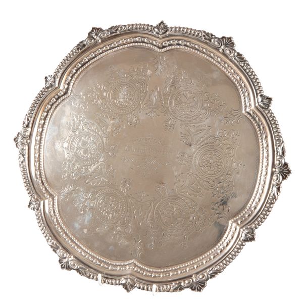 A GEORGE V SILVER CIRCULAR SALVER