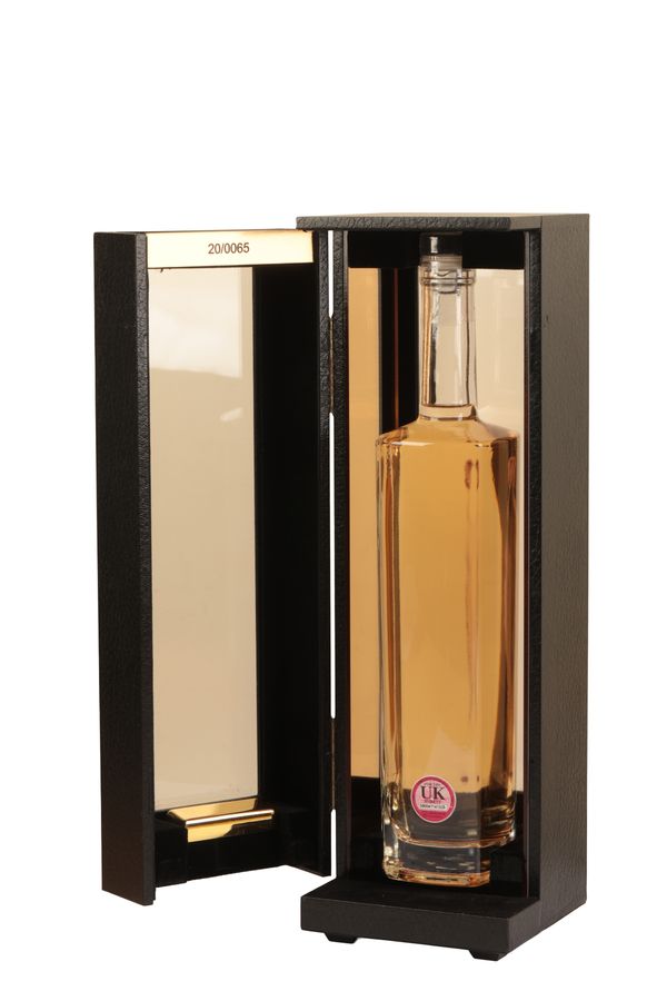 24-CARAT GOLD GIN