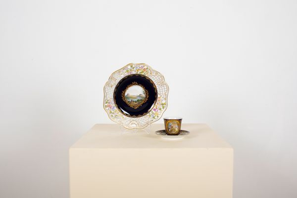 A DRESDEN RETICULATED PORCELAIN PLATE