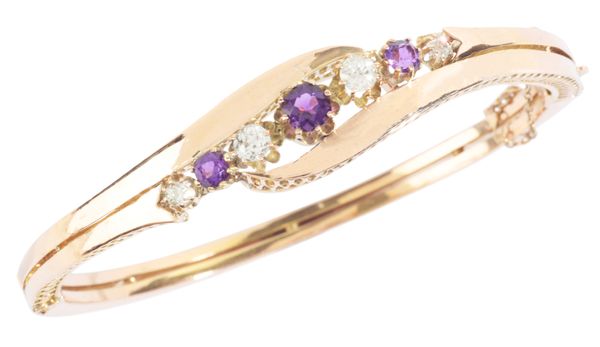 AN ANTIQUE RUSSIAN AMETHYST AND DIAMOND BRACELET