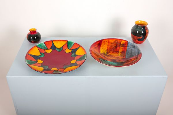A COLLECTION OF POOLE POTTERY