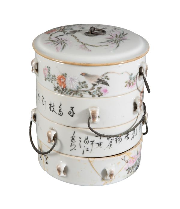 A CHINESE PORCELAIN QIANJIANG STACKING BOX