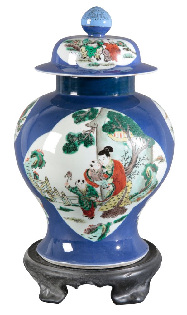 A CHINESE FAMILLE VERTE VASE AND COVER