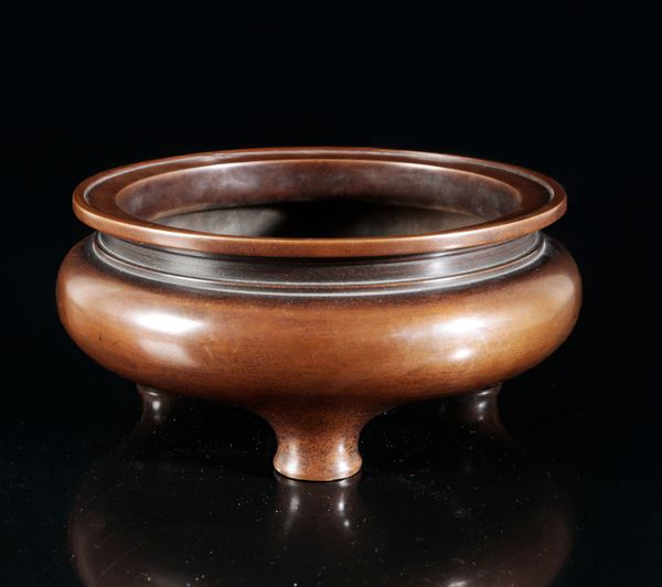 A CHINESE BRONZE CENSER