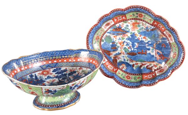 A CHINESE EXPORT BOWL AND STAND