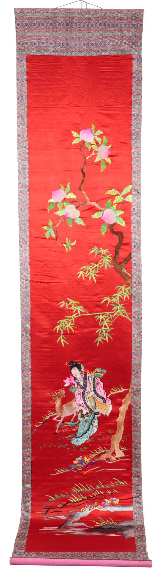 A CHINESE SILK HANGING