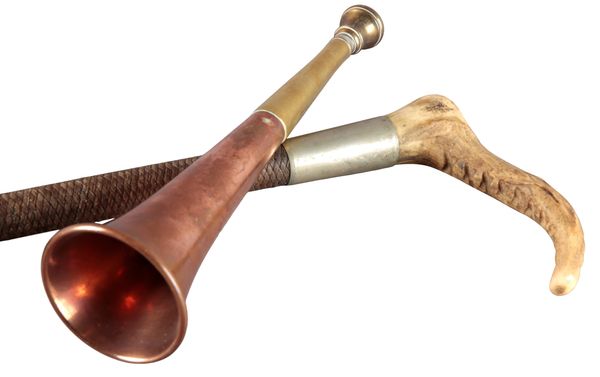 A GENTLEMAN'S ANTLER HANDLE HUNTING CROP