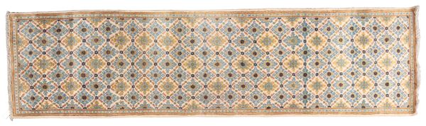 A CENTRAL PERSIAN KASHAN RUNNER