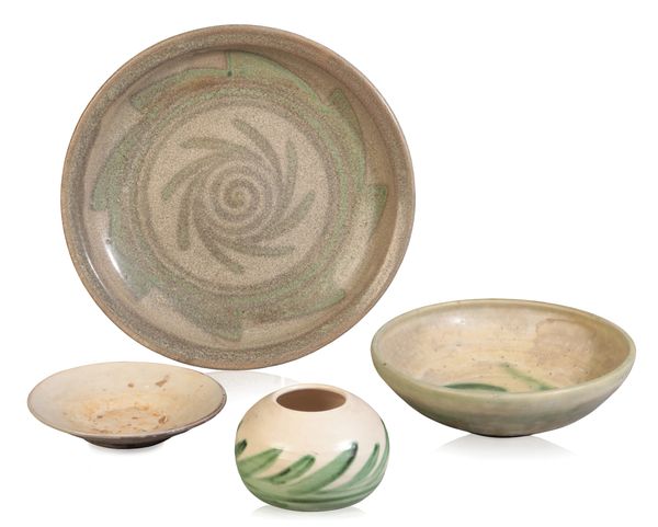 *AMY ELIZA KRAUSS (1876-1961): FOUR STUDIO POTTERY PIECES