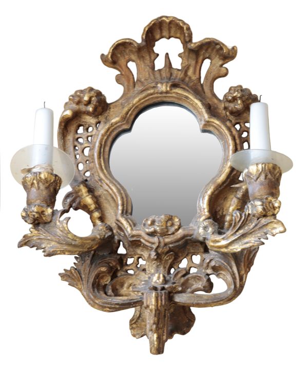 A GILTWOOD GIRANDOLE